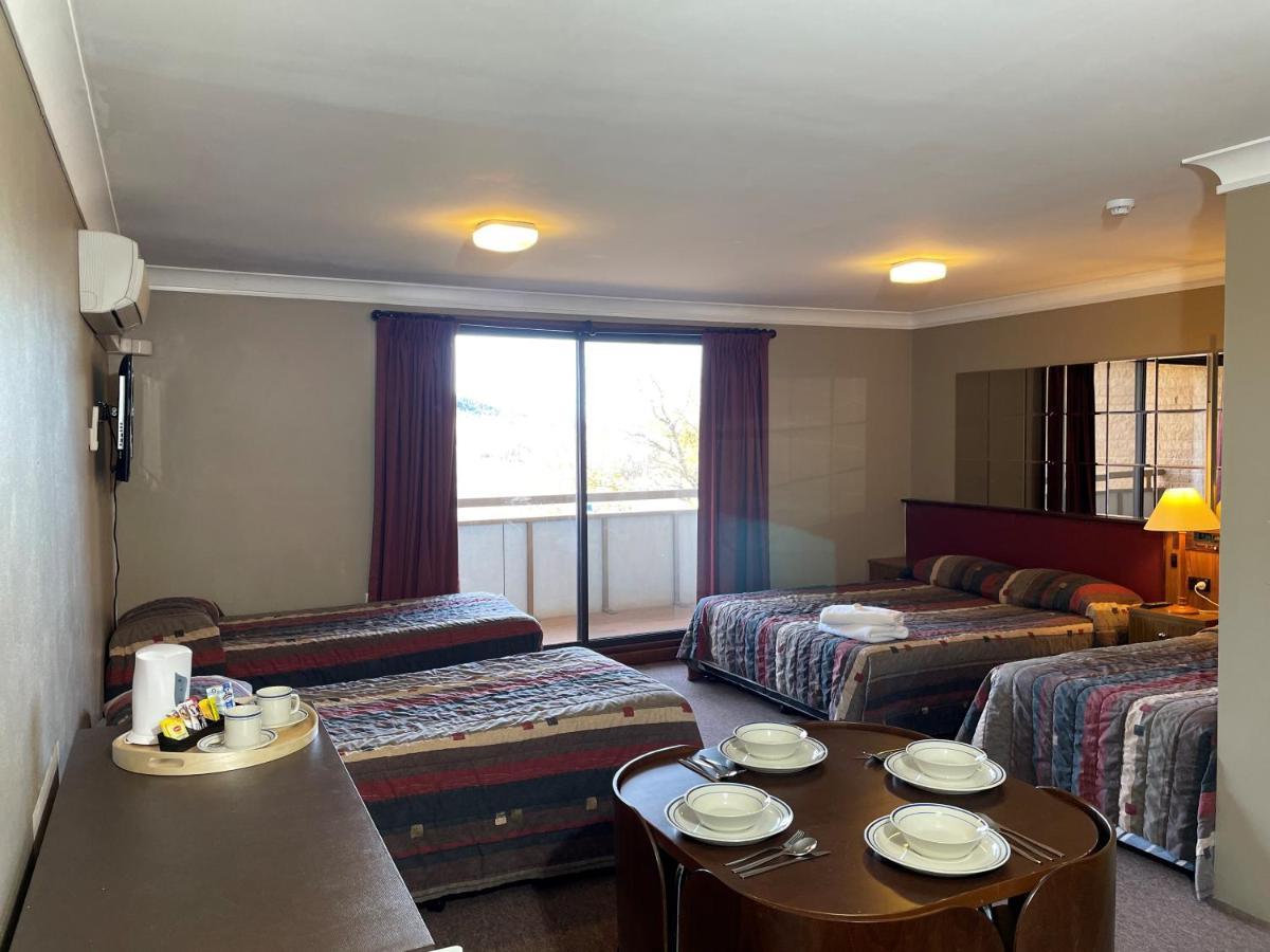 Southern Cross Motor Inn Berridale Kültér fotó