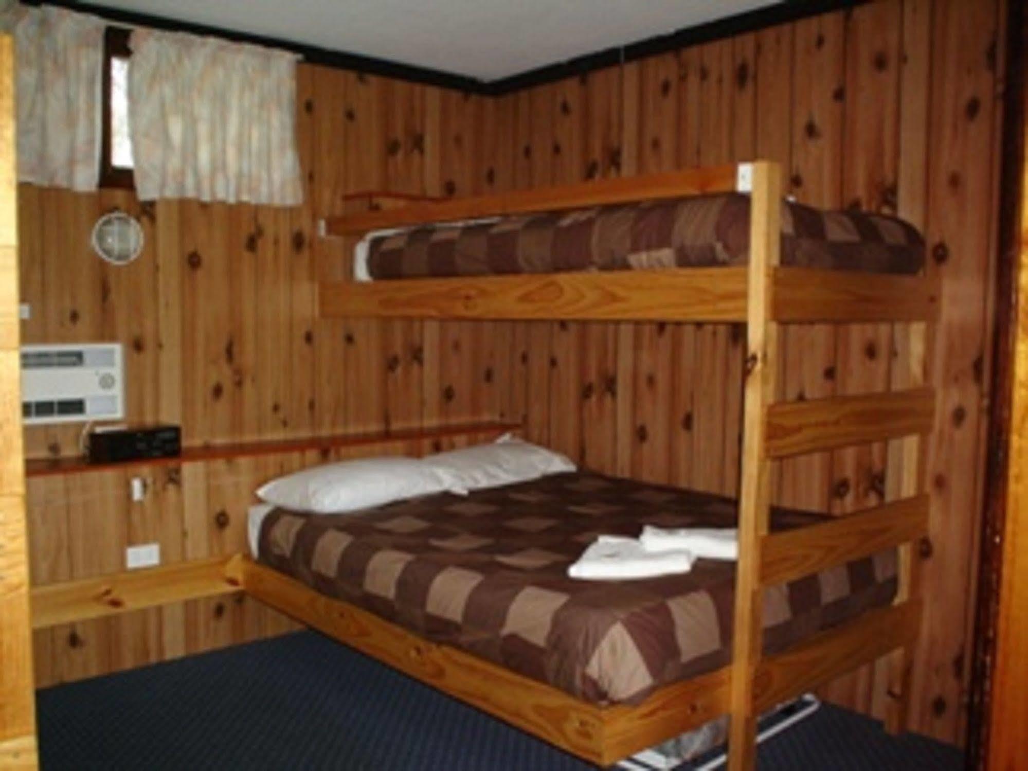 Southern Cross Motor Inn Berridale Kültér fotó